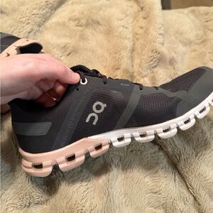 Size 9 On Cloud Shoes
